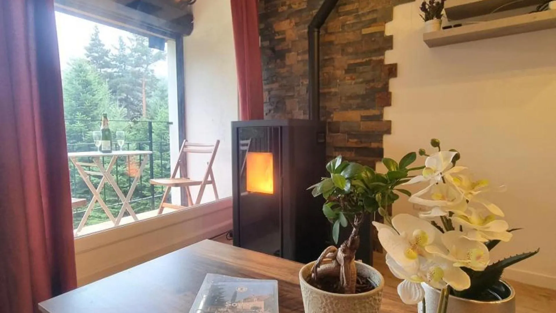 Triplex Montagnard Avec Sauna Et Balcon, Vue Pistes - Fr-1-496-338 Chalmazel-Jeansagniere Apartment