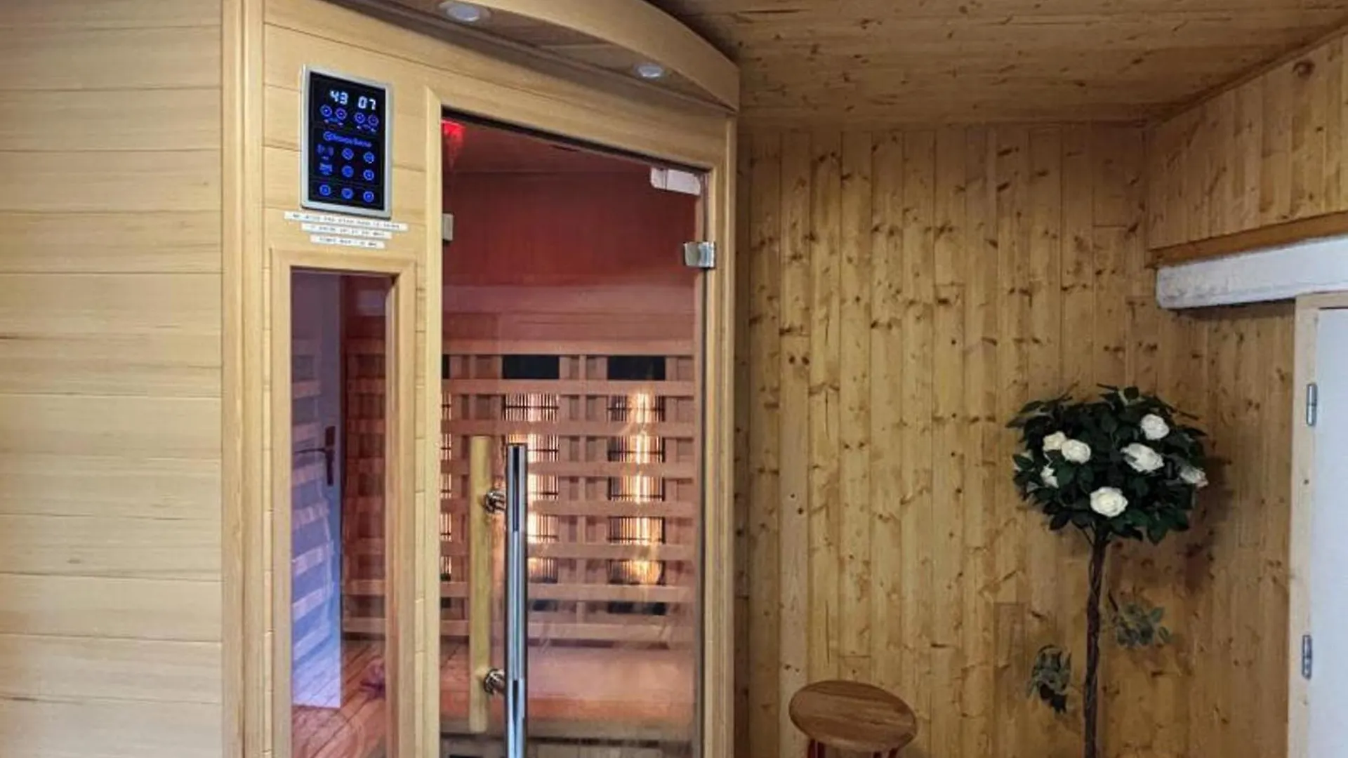 Triplex Montagnard Avec Sauna Et Balcon, Vue Pistes - Fr-1-496-338 Chalmazel-Jeansagniere Apartment